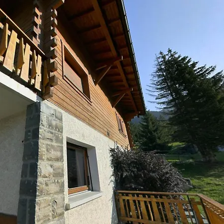 Les Esserts Peaceful, Sunny, Stunning Views, Near Ski Slopes *